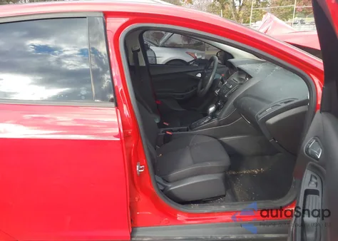 2017 Ford Focus Se z USA, uszkodzony, nr VIN 1FADP3F21HL228760